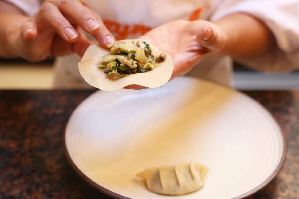 making dumplings with fresh dough wrappers | Classpop Shot 2