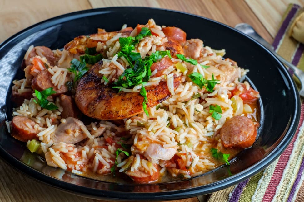 plated chicken sausage paella | Classpop Shot 4