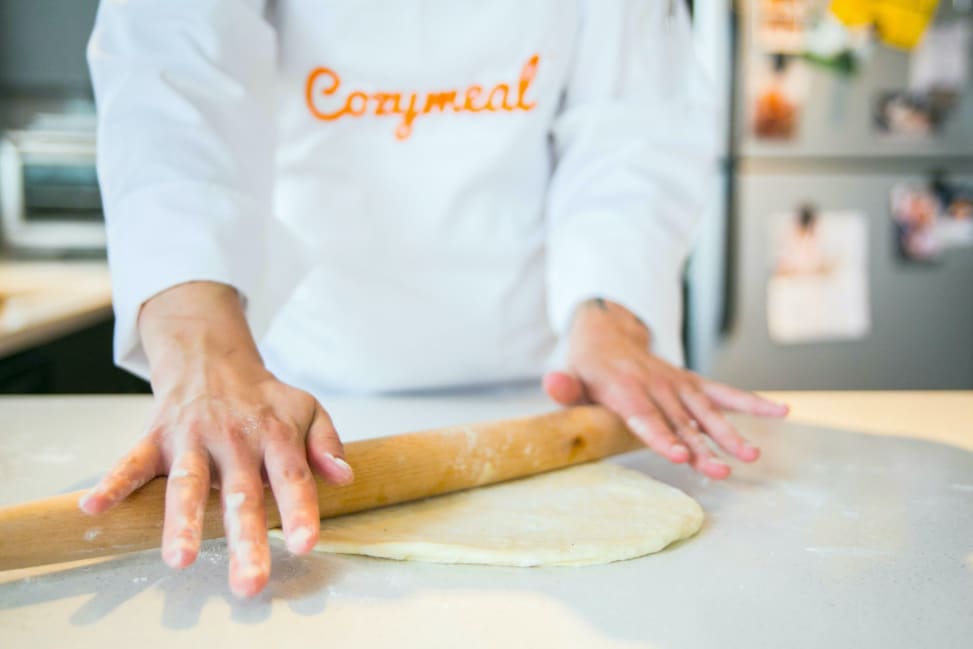 rolling pizza dough | Classpop Shot 2