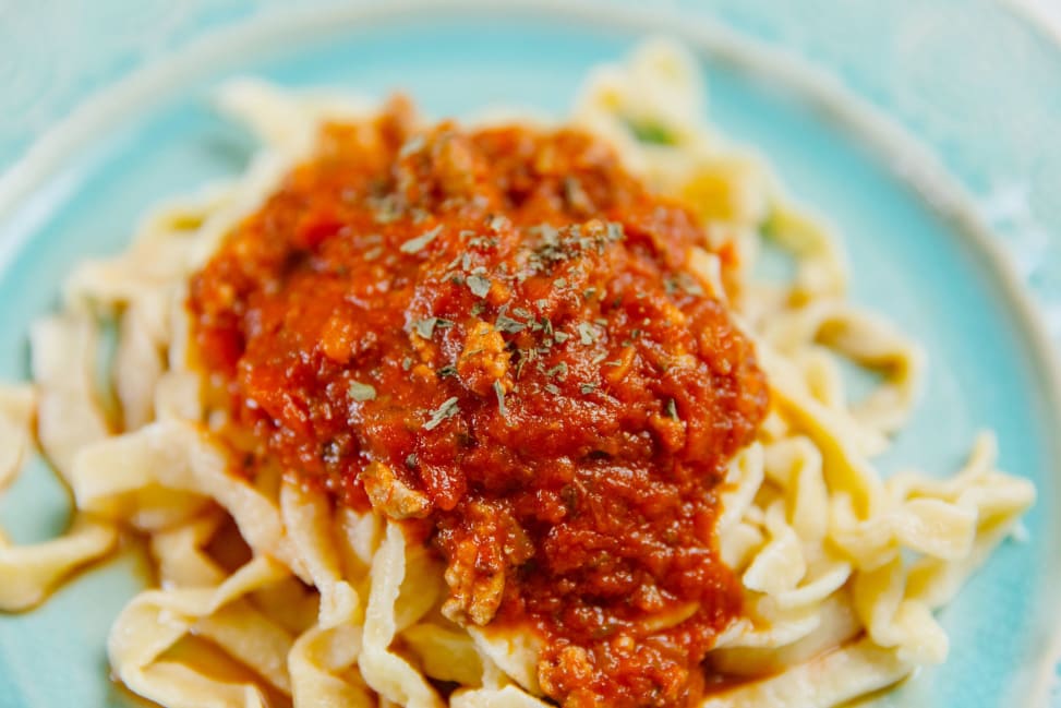 Fettuccine pasta in tomato sauce | Classpop Shot 4