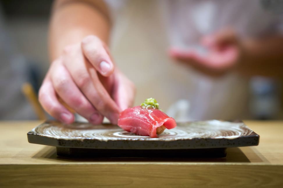 plating nigiri sushi | Classpop Shot 2
