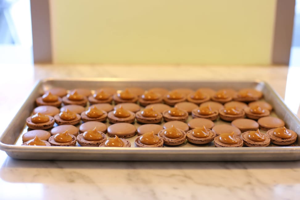 chocolate macarons | Classpop Shot 3