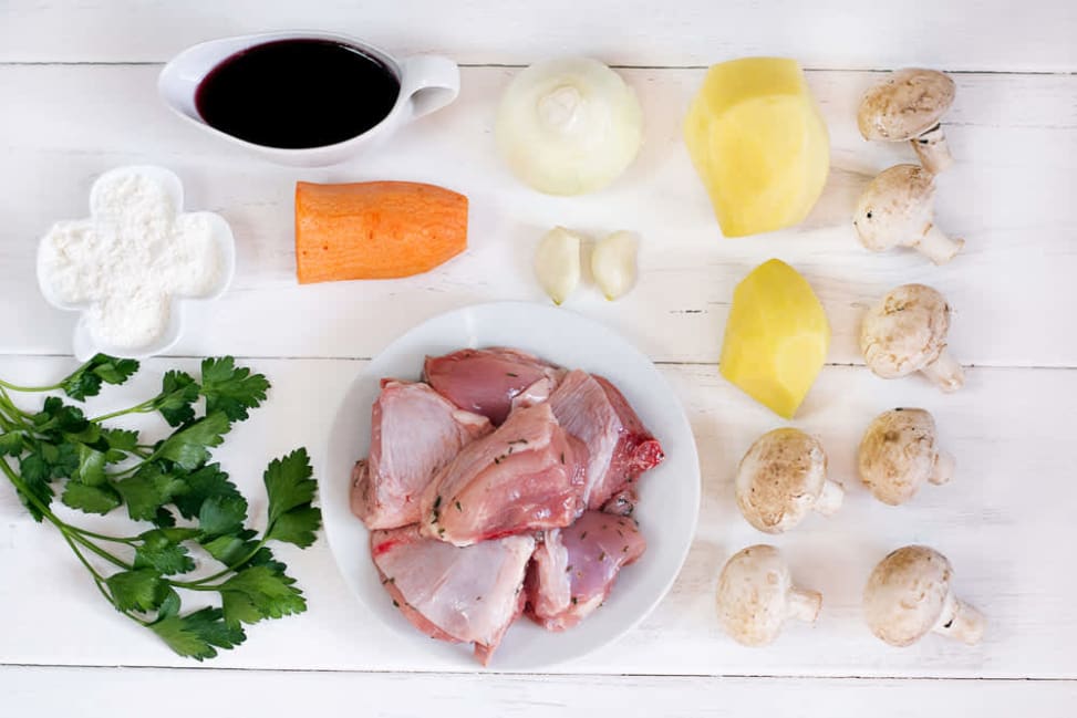 chicken Coq au vin ingredients | Classpop Shot 3