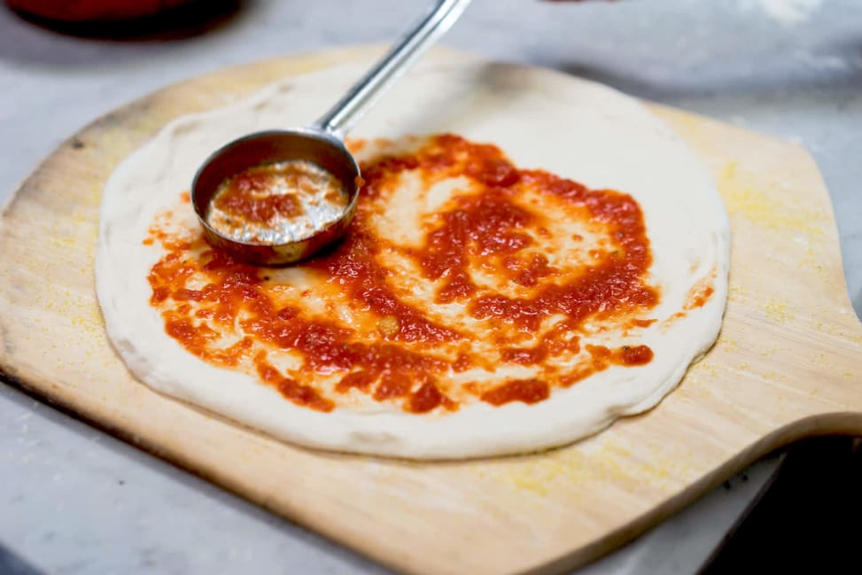 tomato sauce on pizza | Classpop Shot 4