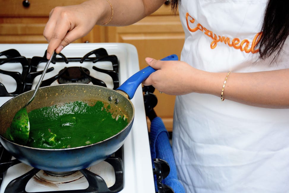 Chef preparing saag paneer | Classpop Shot 3