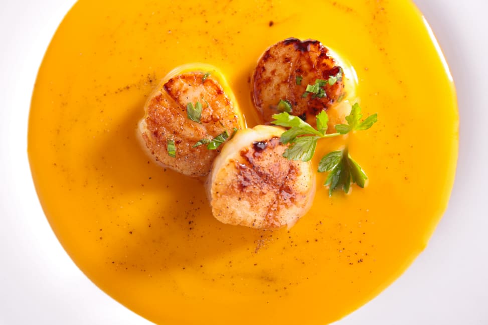 Curry Squash Soup With Roasted Scallops | Classpop Shot 2