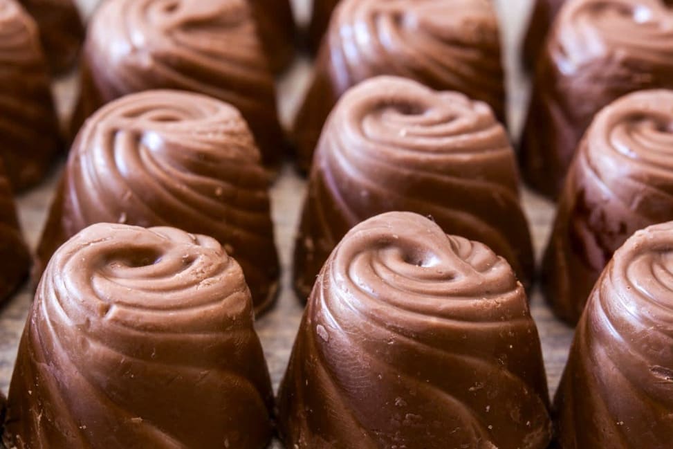 dark chocolate sea salt bonbons | Classpop Shot 4