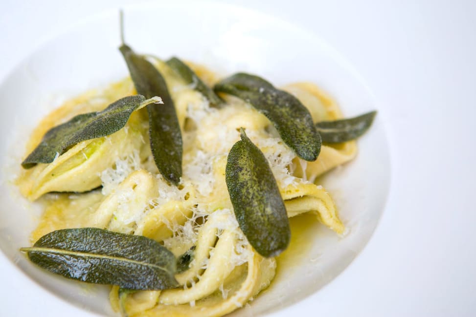 ravioli with butter and sage sauce | Classpop Shot 4