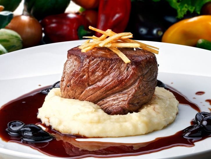 Private Chef - A Luxurious Meal - 3