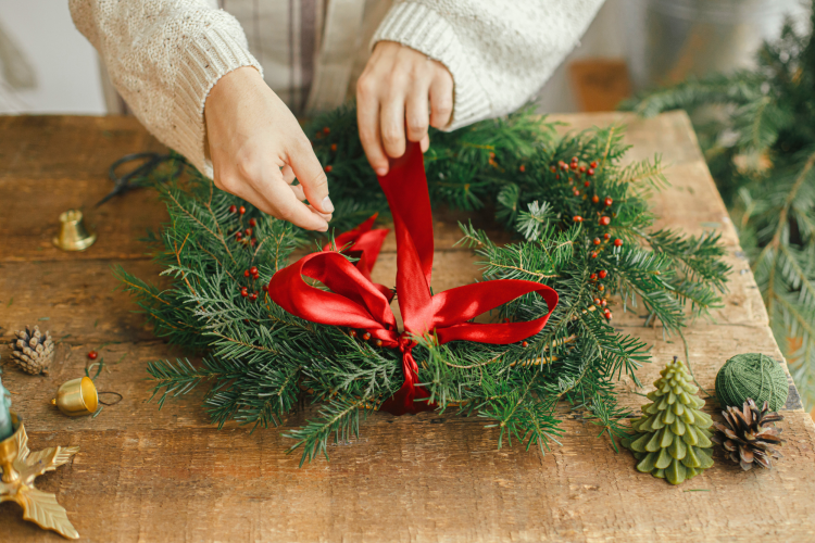How to Make a Bow for a Wreath