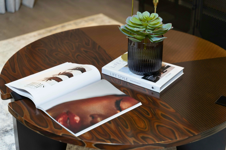 coffee table decor ideas​