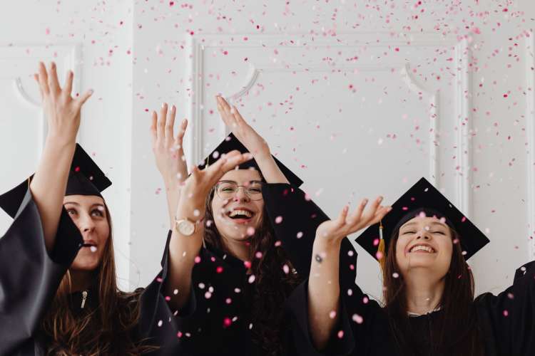graduation decoration ideas​