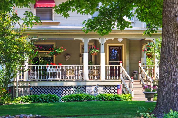 front porch decorating ideas​