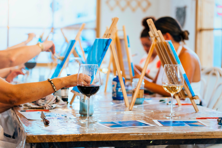 how to host a paint and sip party
