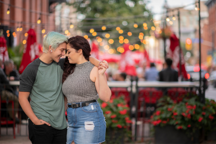 5 Surprise Date Ideas for Couples – TogetherV Blog