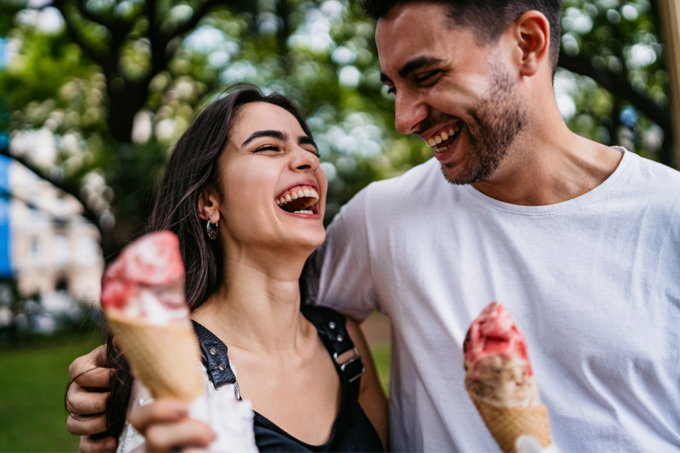 40 Cute Summer Date Ideas 2023 - Fun Summer Activities for Couples