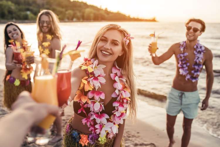 33 Fun Beach Party Ideas You're Going to Love