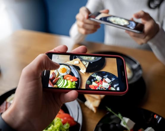 Potential benefits for influencers and bloggers who partner with Cozymeal