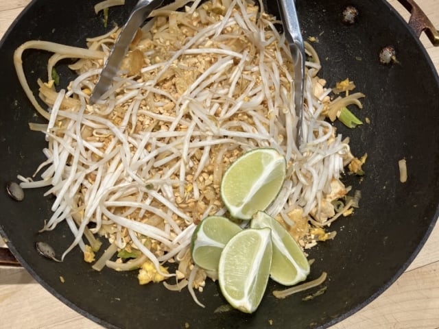 Photos from these cooking classes in NYC, image 13 of 18