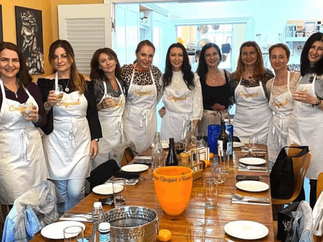 Photos from these cooking classes in NYC, image 4 of 18