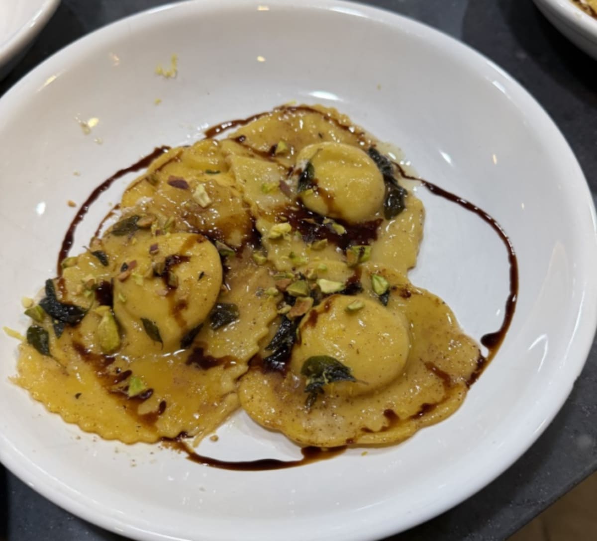 Photos from these couples cooking classes in Twin Cities, image 17 of 18