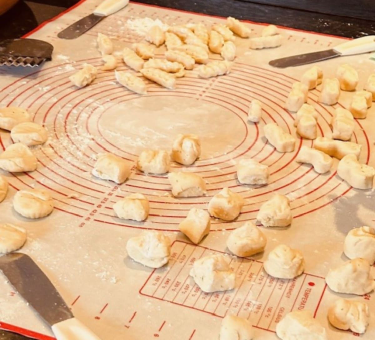 Photos from these cooking classes in Toronto, image 13 of 18