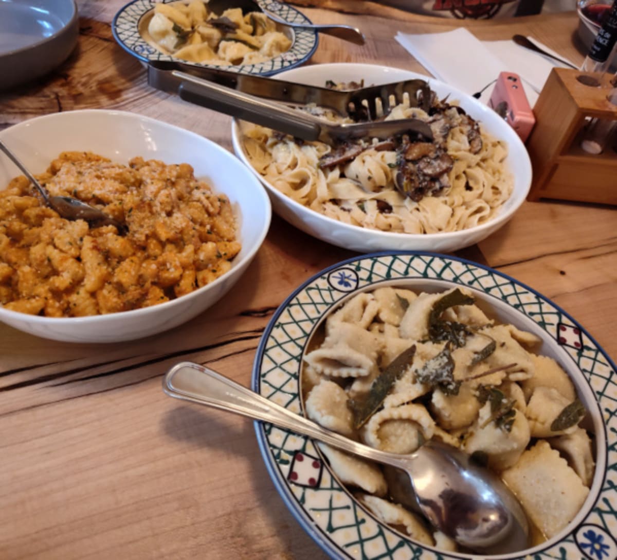 Photos from these beginner cooking classes in NYC, image 2 of 8