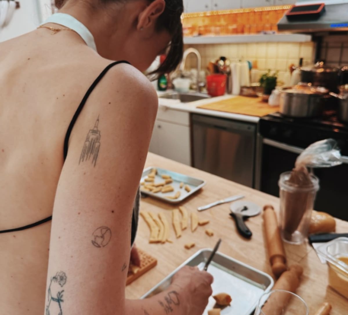 Photos from these beginner cooking classes in NYC, image 3 of 8