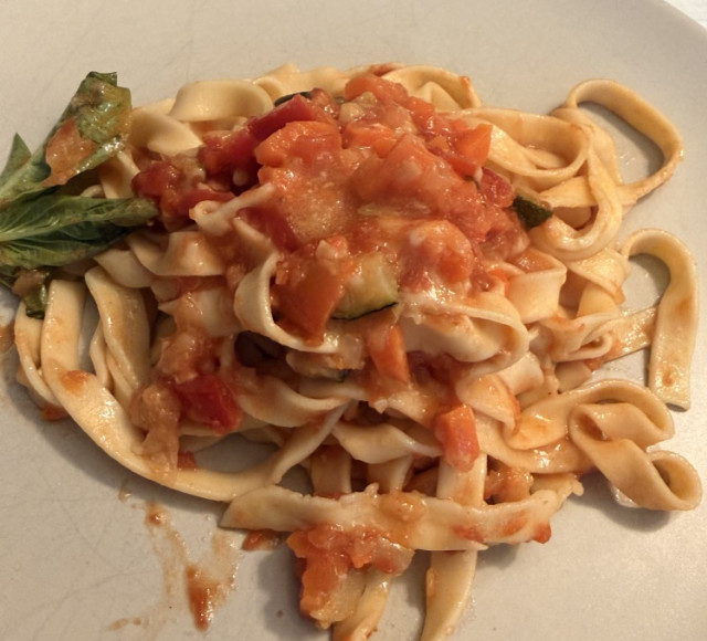 Guest photos from this cooking class, image 1 of 105