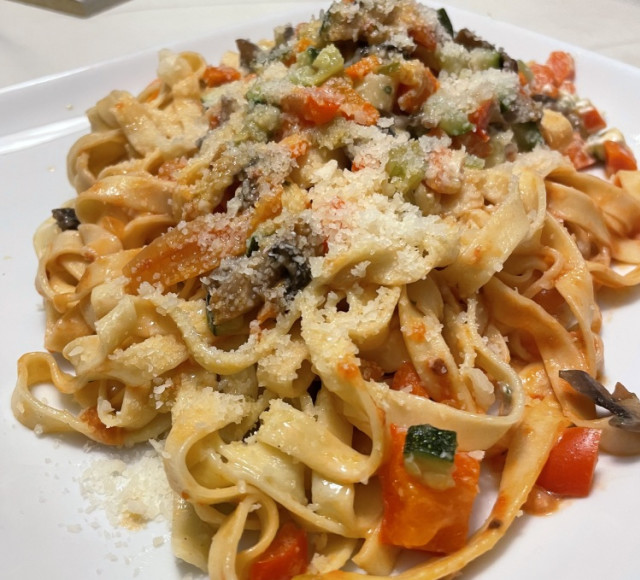 Guest photos from this Cooking Class, image 80 of 104