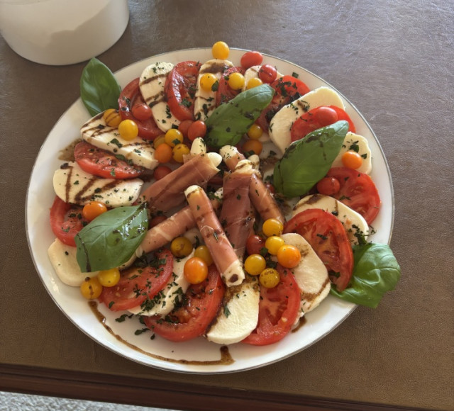 Guest photos from this cooking class, image 8 of 10