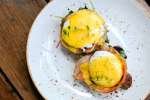 How to Make Eggs Benedict