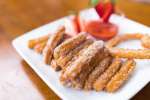 Cinnamon Strawberry Churros | Classpop Shot