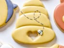 Cooking Class - Oh honey, I'm Comb! Cookie Decoration in Marin County: Beehive cookie