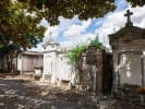 Food Tour - Cemeteries And Garden District of New Orleans in New Orleans: Garden District Food and Cemetery Tour