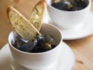 Cooking Class - Pure Mediterranean: Mussels in wine sauce, parsley, garlic, lemon and butter