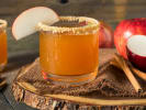 Online Mixology Class - Warming Winter Cocktails: apple pie cocktail