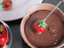 Online Cooking Class - Honeymoon at Home: chocolate fondue with strawberries