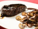 Cooking Class - Proteins and Pan Sauces with Chef Gill in Santa Monica: Beef Sirloin with burgundy sauce 