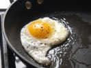 Online Cooking Class - Breakfast in Bed Favorites: cooking eggs in a pan