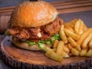 Cooking Class - Back to the Future-Themed Dinner: crispy chicken burger