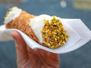 Food Tour - Discover Iconic Bites of Chinatown & Little Italy in Manhattan: mini cannoli