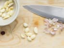 Cooking Class - Authentic Indian Brunch in Manhattan: garlic cloves