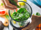 Cooking Class - Show-Stopping Brunch in Downtown Chicago: person making a smoothie