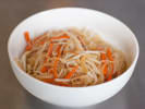 Cooking Class - Vegan Cooking in East Bay: noodles with shallots and carrots