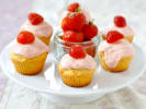 Cooking Class - Feast Inspired by the Lord of the Rings in Manhattan: strawberry cupcakes
