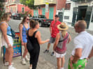 Food Tour - Cocktail Tour in the French Quarter in New Orleans: tour guide and tourists sightseeing