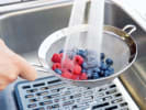 Cooking Class - Decorative Cake Designs: washing fresh berries