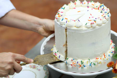 Boston Cooking Class: Birthday Cake Workshop