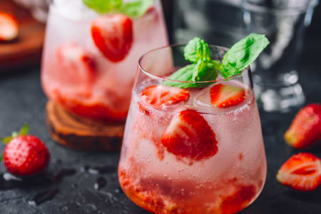 Sparkling Gin and Vodka Cocktails